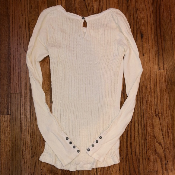 White knit long sleeve shirt - Picture 4 of 4